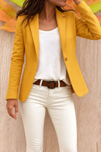 Carol | Damski taliowany blezer biurowy, dopasowany elegancki blezer | Erwnn | Czarny