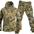 Andrzej | Męski zestaw outdoorowy: kurtka softshell z kapturem i spodnie taktyczne | Erwnn