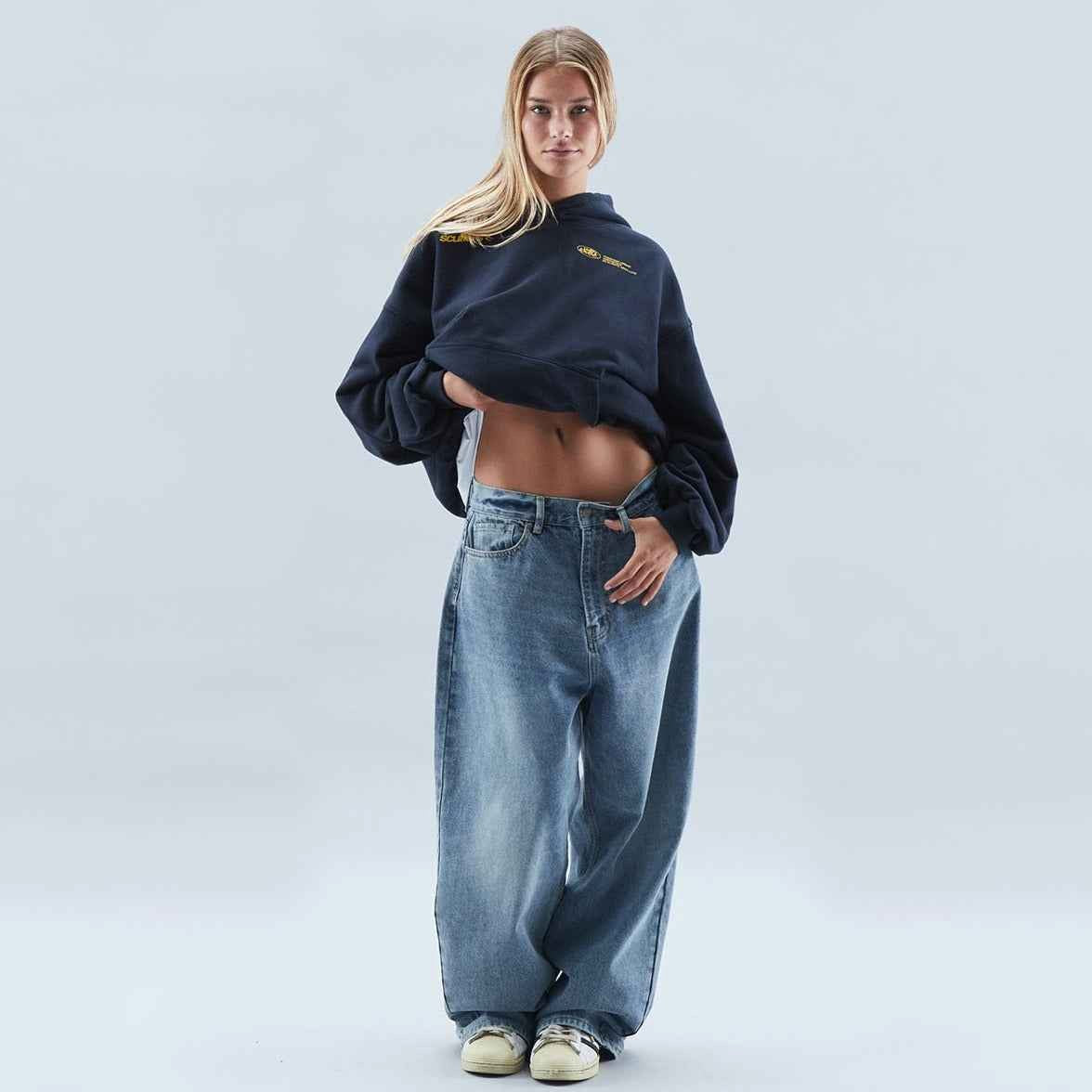 Tamara | Damska bluza z kapturem w stylu codziennym, z nadrukiem i luźnym krojem | Erwnn