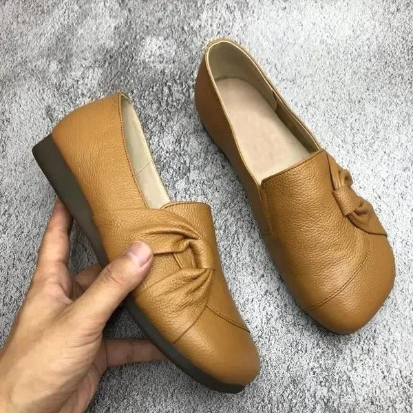 Nicole | Damskie wspierające buty skórzane, skórzane buty wsuwane | Erwnn | Czarny